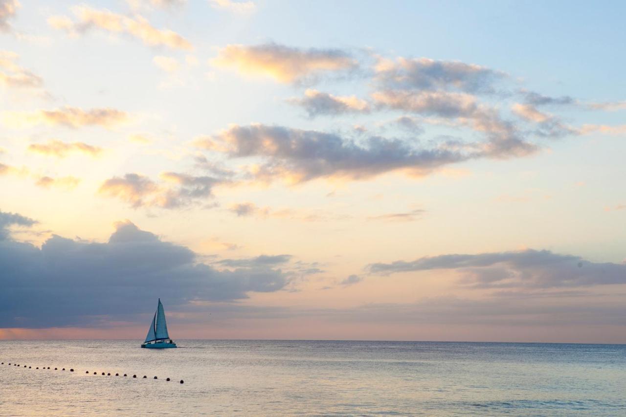 Готель The Club Barbados (Adults Only) Сент-Джеймс Екстер'єр фото