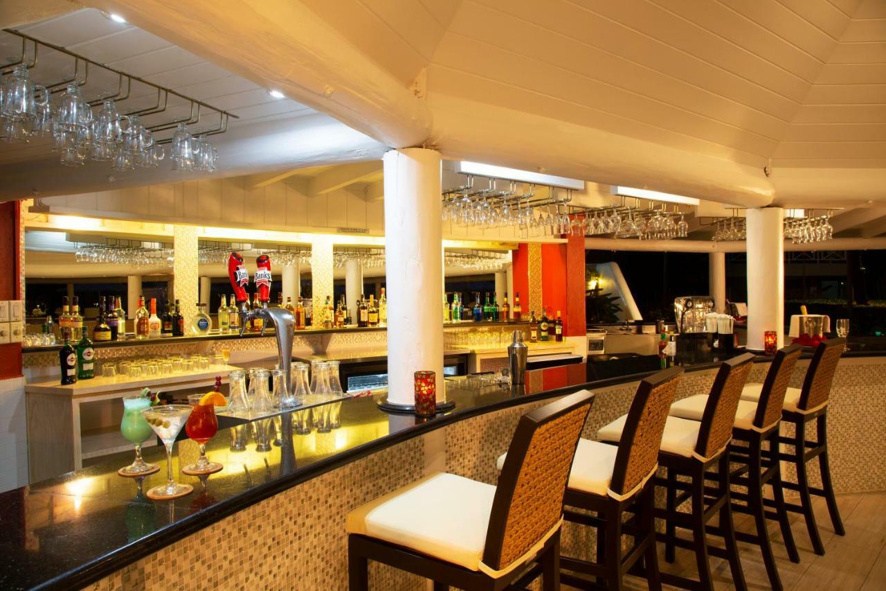 Готель The Club Barbados (Adults Only) Сент-Джеймс Екстер'єр фото